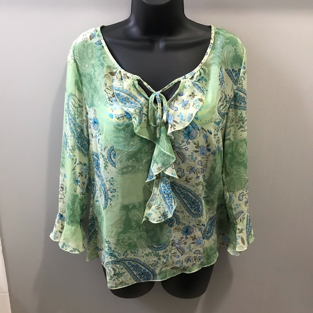 Apt 9 Green floral top